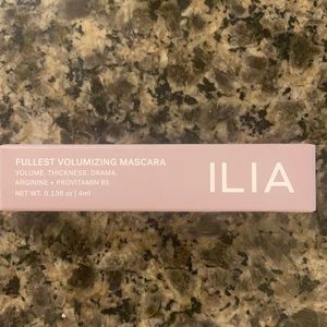 ILIA Fullest Volumizing Mascara
